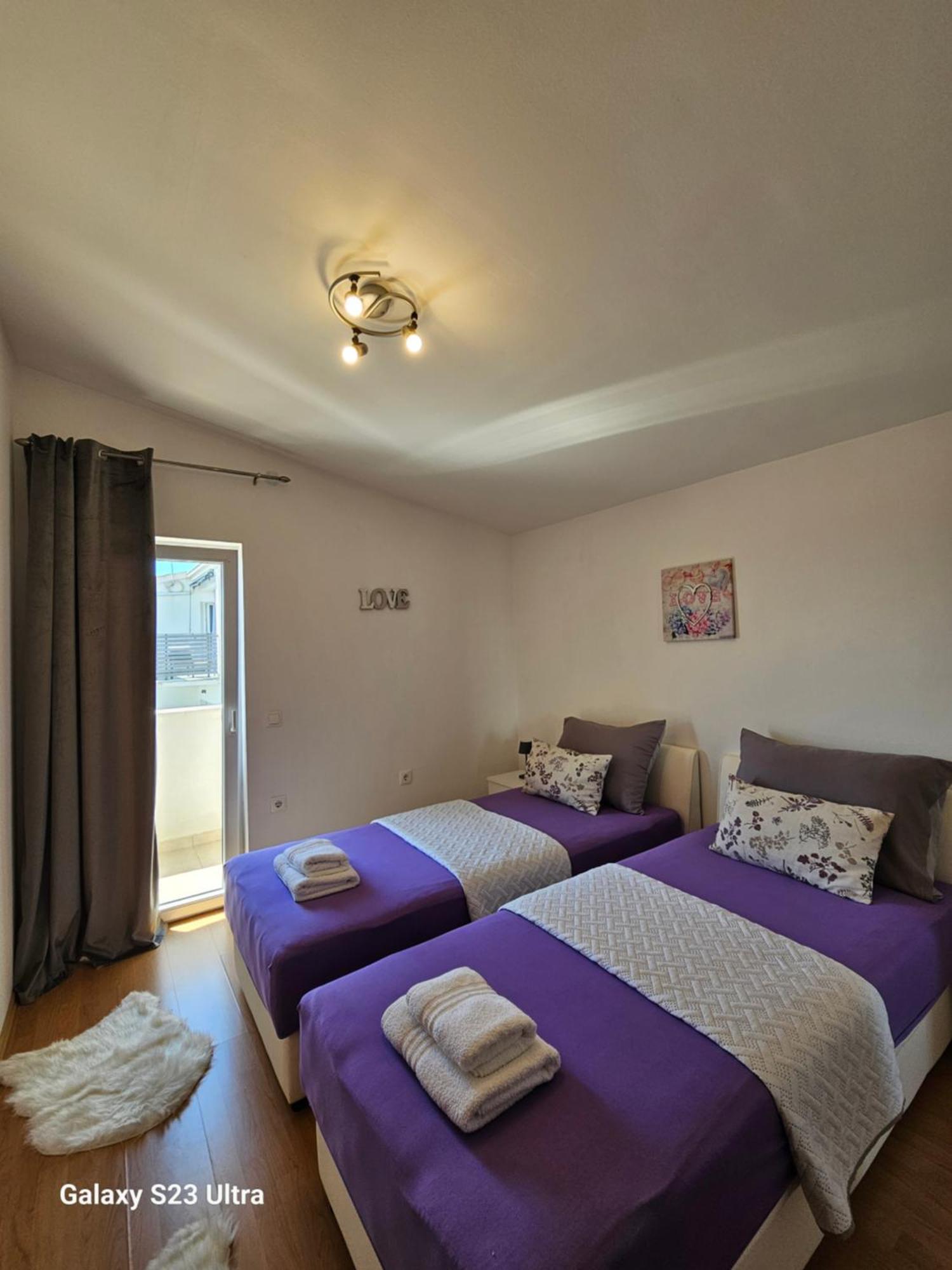 Apartmani Dianna Kastela Exterior photo